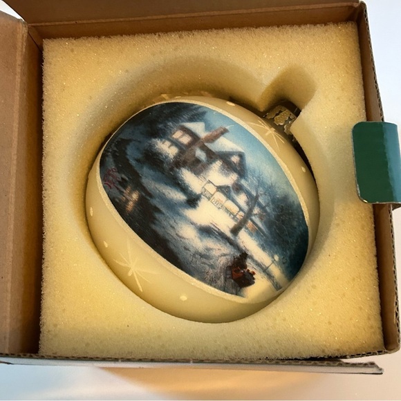 Thomas Kinkade Moonlit Sleigh Ride 2004 Ornament - Picture 11 of 11
